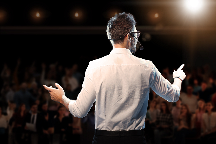 Reasons to Hire a Motivational Speaker for Your Company Event