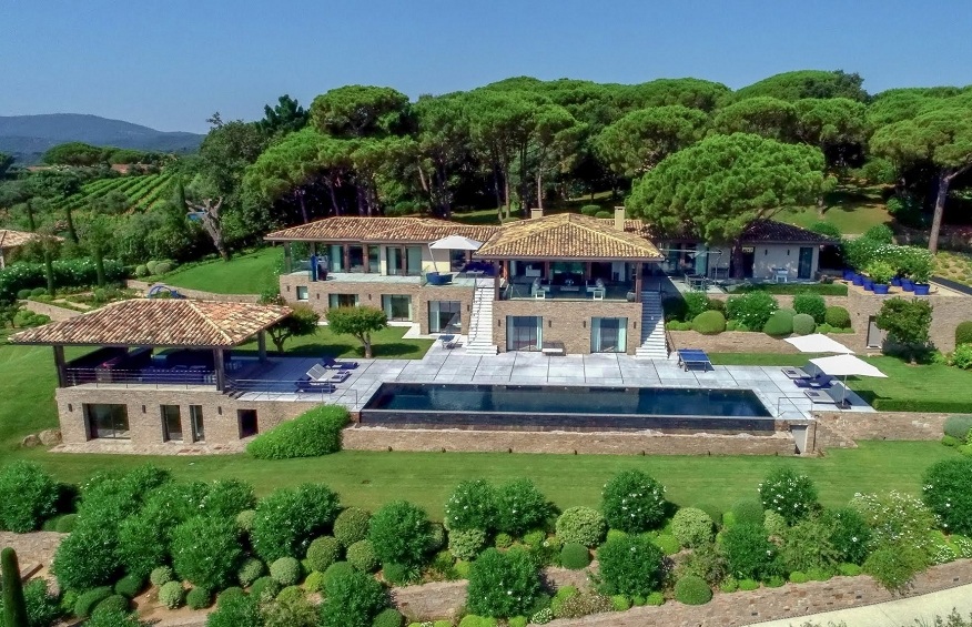 Historical Elegance: Uncover the Charm of St. Tropez’s Heritage Villas